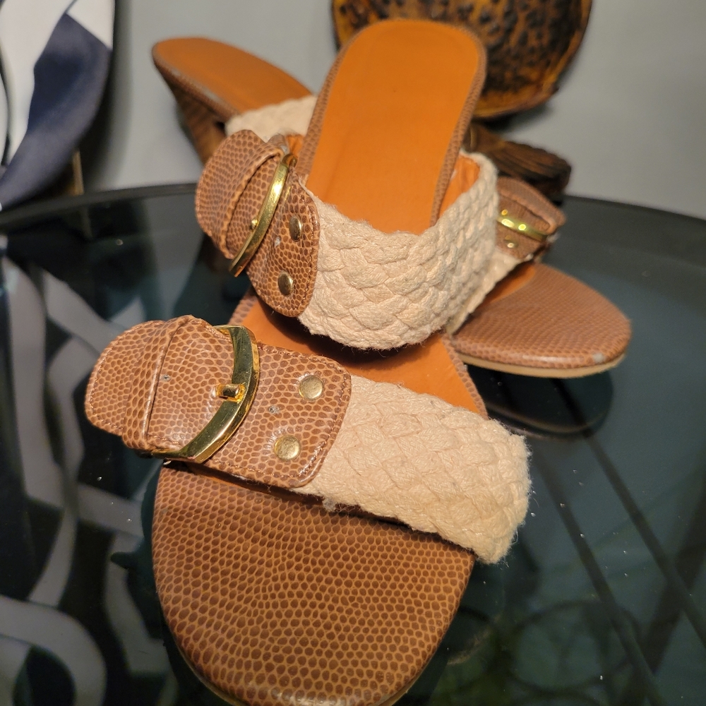 Womens shoes